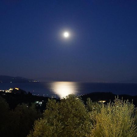 Moonlight Suites Parga Ngoại thất bức ảnh