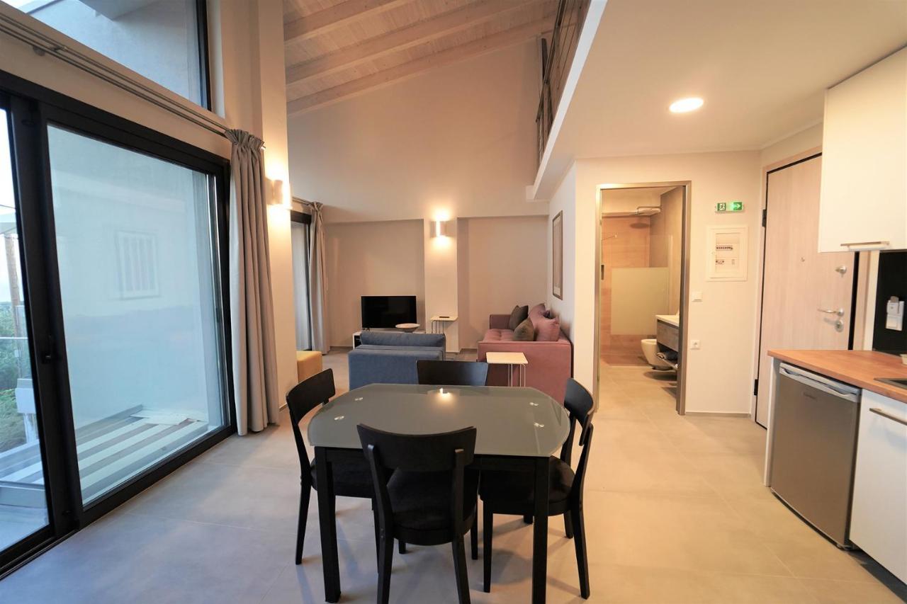 Moonlight Suites Parga Ngoại thất bức ảnh
