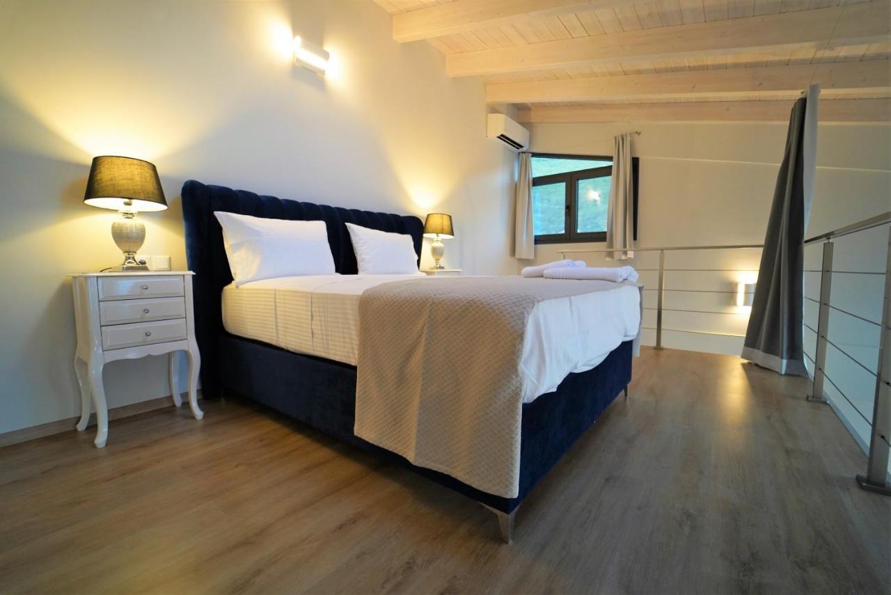 Moonlight Suites Parga Ngoại thất bức ảnh