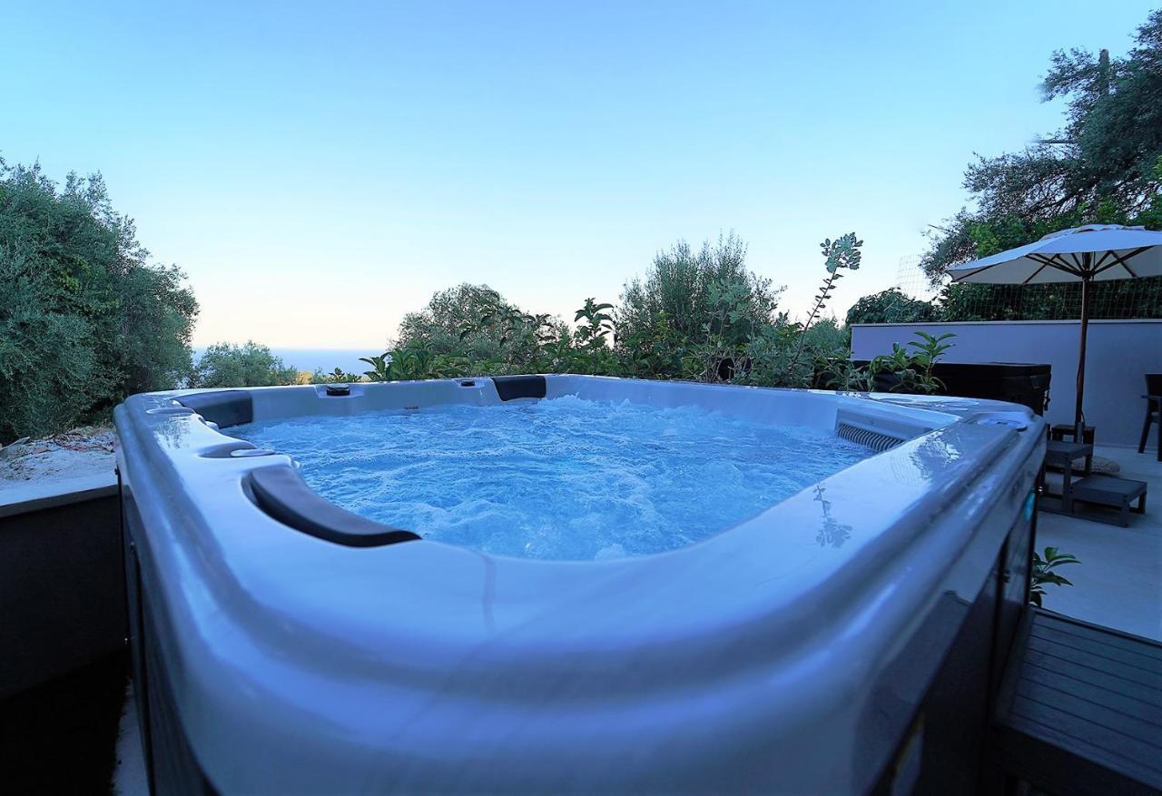Moonlight Suites Parga Ngoại thất bức ảnh