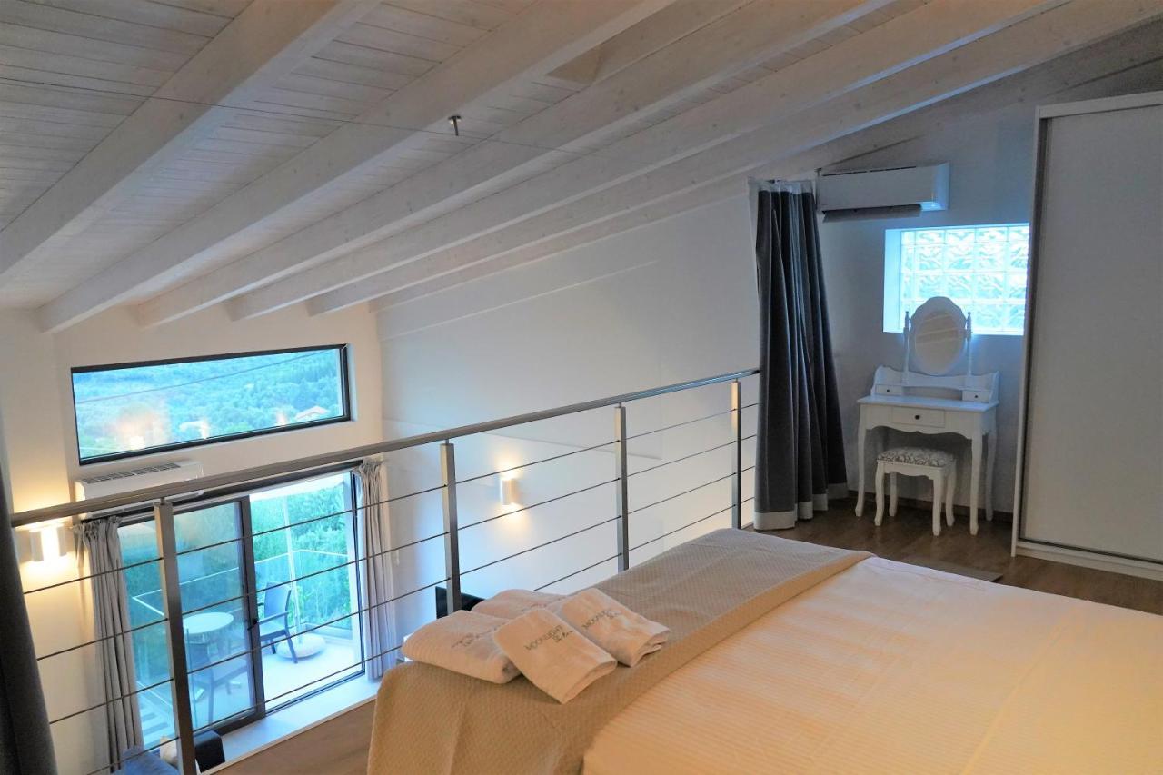 Moonlight Suites Parga Ngoại thất bức ảnh