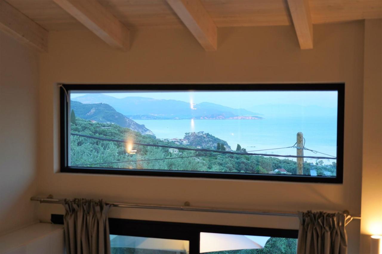 Moonlight Suites Parga Ngoại thất bức ảnh
